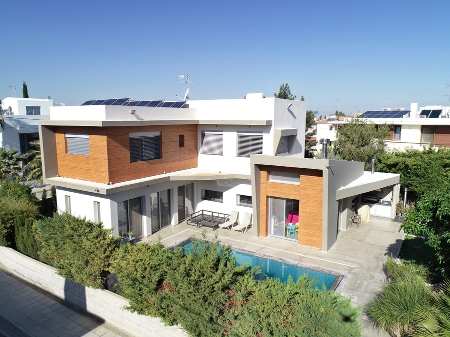 300m² House for Sale in Latsia, Nicosia District