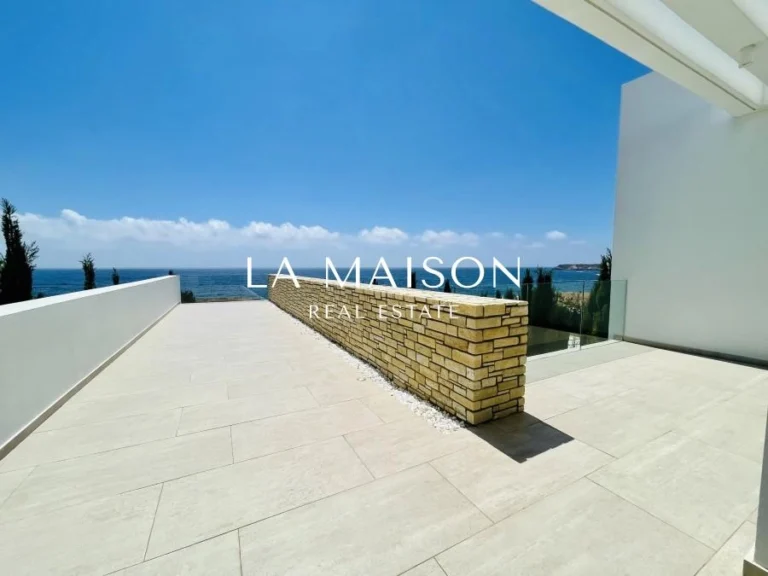 6+ Bedroom House for Sale in Paphos District