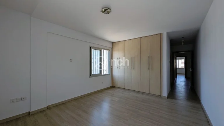 4 Bedroom Apartment for Sale in Strovolos – Chryseleousa, Nicosia District