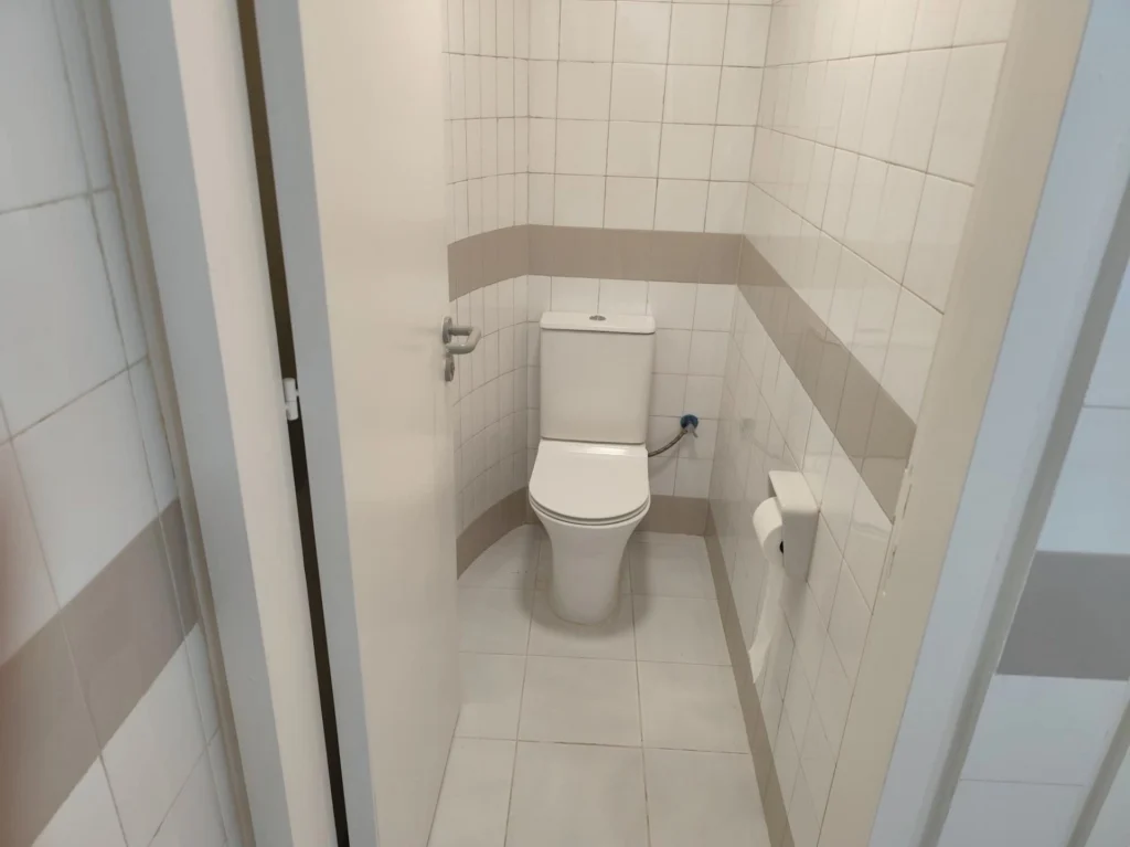 93m² Office for Rent in Limassol – Katholiki