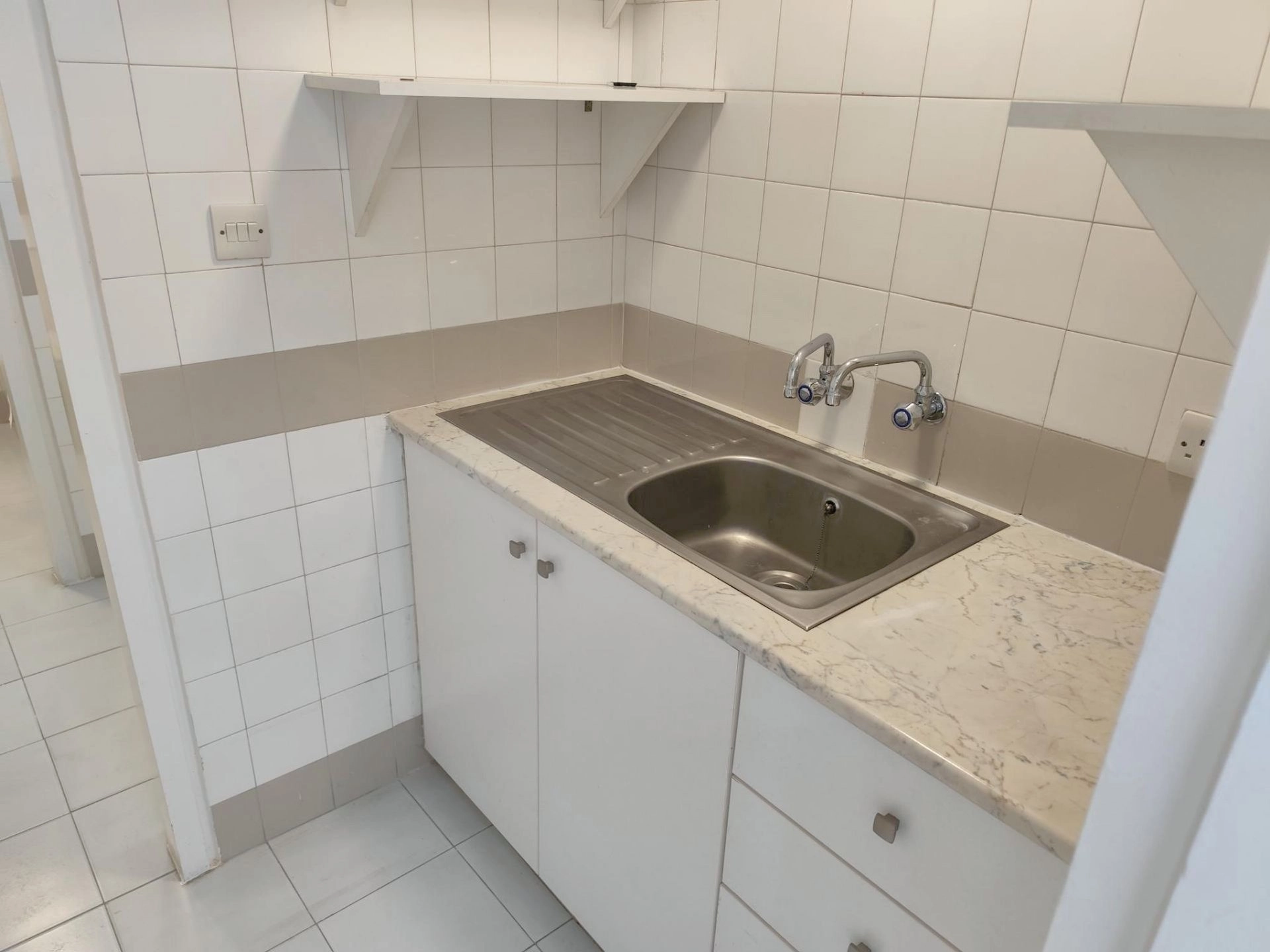 93m² Office for Rent in Limassol – Katholiki