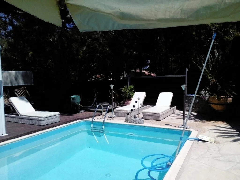 5 Bedroom House for Rent in Moniatis, Limassol District