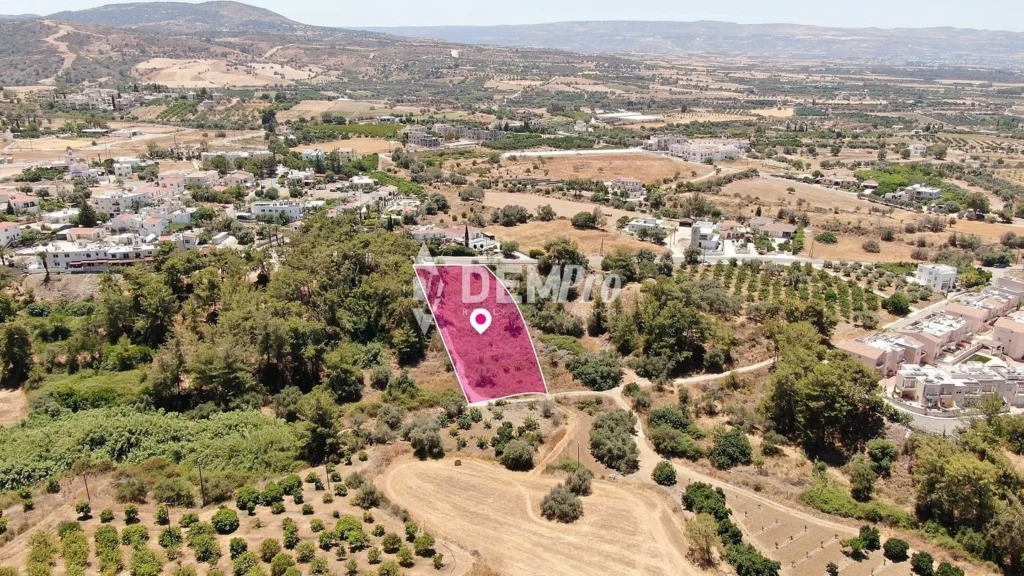 2,342m² Plot for Sale in Argaka, Paphos District