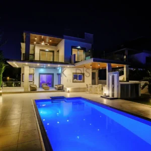 4 Bedroom House for Rent in Agios Tychonas, Limassol District