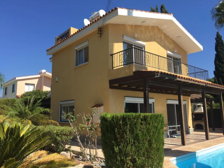 3 Bedroom House for Sale in Pegeia, Paphos District