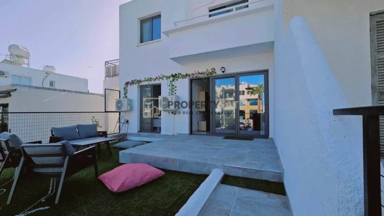 2 Bedroom Apartment for Sale in Kato Paphos