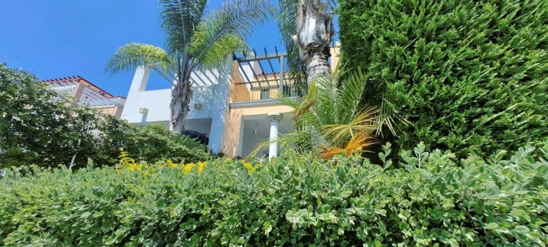 3 Bedroom House for Sale in Limassol – Marina