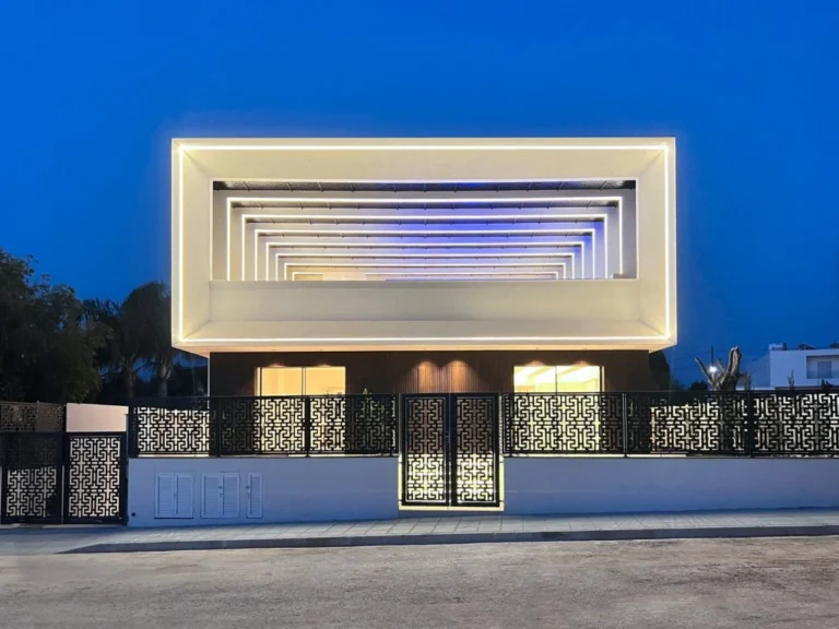 6+ Bedroom House for Sale in Nicosia District