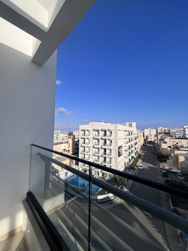 3 Bedroom Apartment for Sale in Larnaca – Makenzy