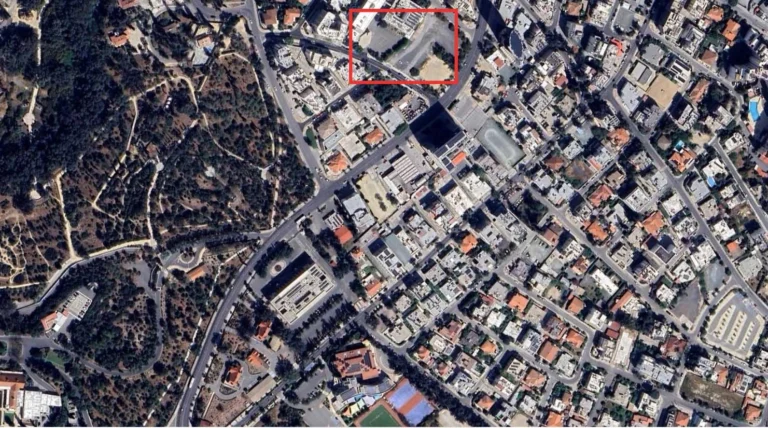 1,744m² Commercial Plot for Sale in Agioi Omologites, Nicosia District