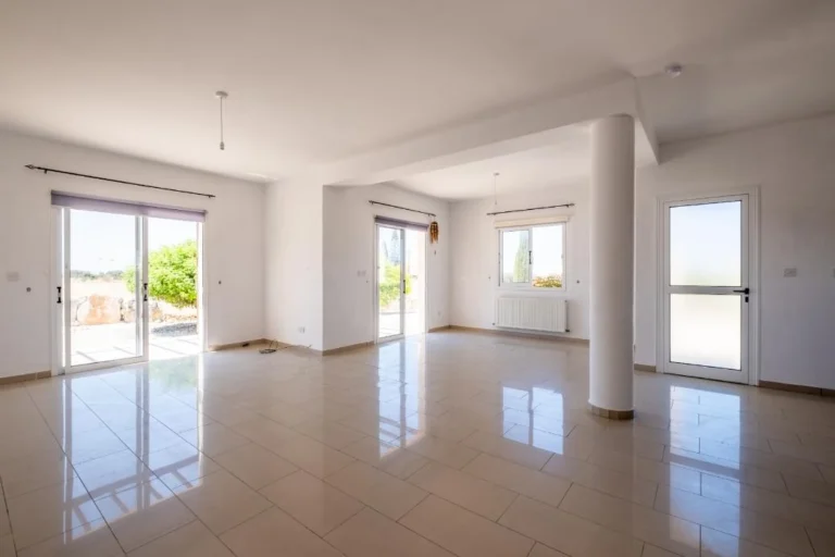 6+ Bedroom House for Sale in Polis Chrysochous, Paphos District