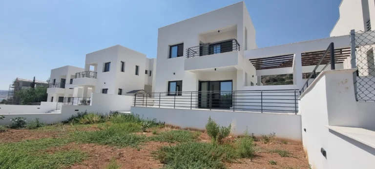 3 Bedroom House for Sale in Palodeia, Limassol District