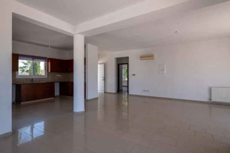 6+ Bedroom House for Sale in Polis Chrysochous, Paphos District