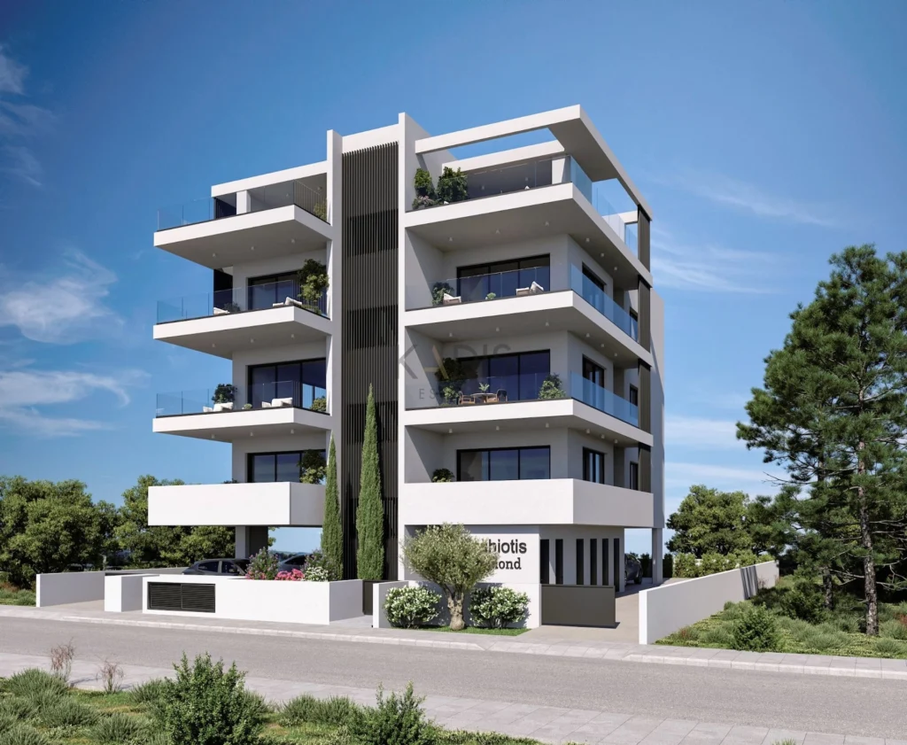 3 Bedroom Apartment for Sale in Limassol – Mesa Geitonia