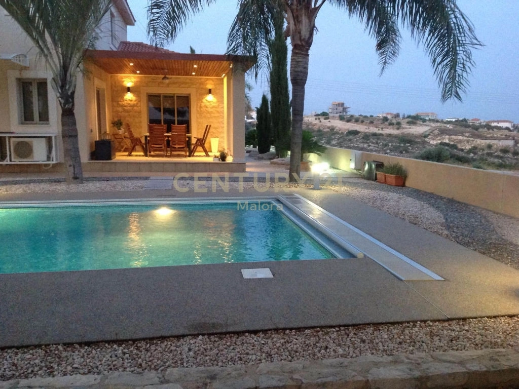 5 Bedroom House for Sale in Limassol District