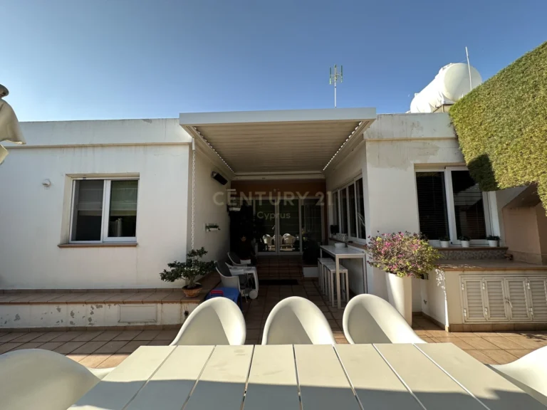 5 Bedroom House for Sale in Limassol District