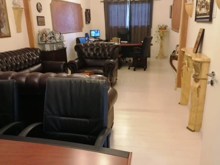 174m² Office for Rent in Germasogeia, Limassol District