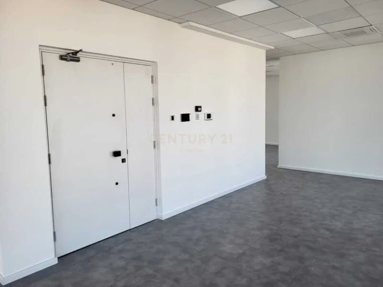 231m² Office for Rent in Kato Polemidia, Limassol District