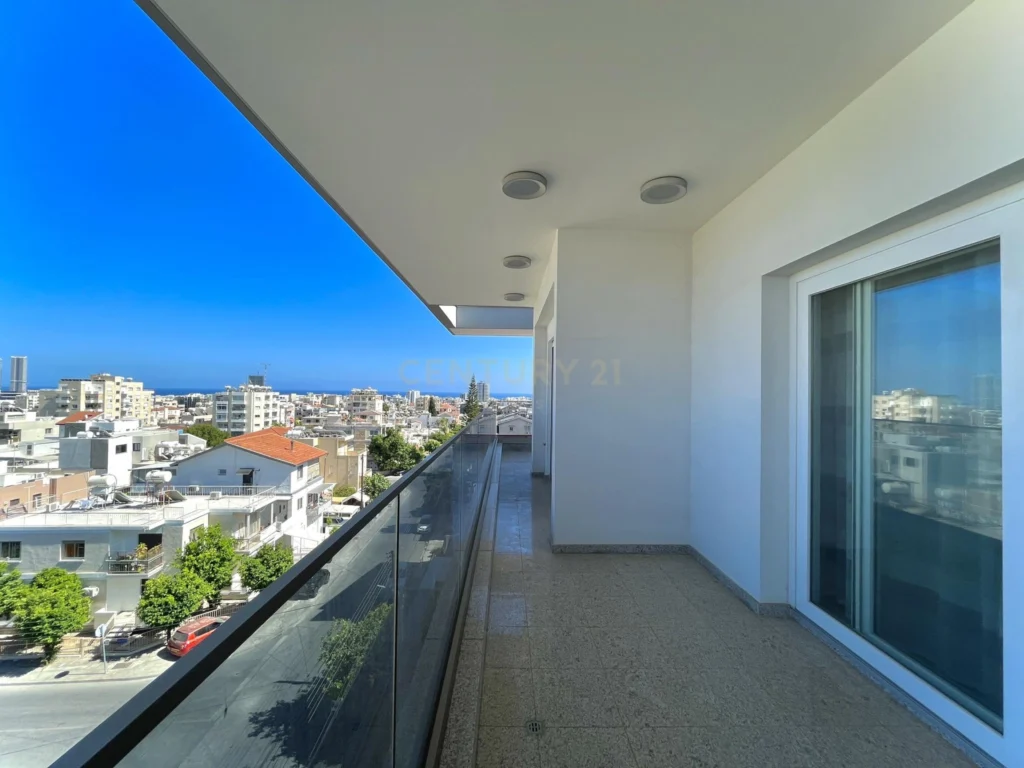 3 Bedroom Apartment for Sale in Limassol – Mesa Geitonia