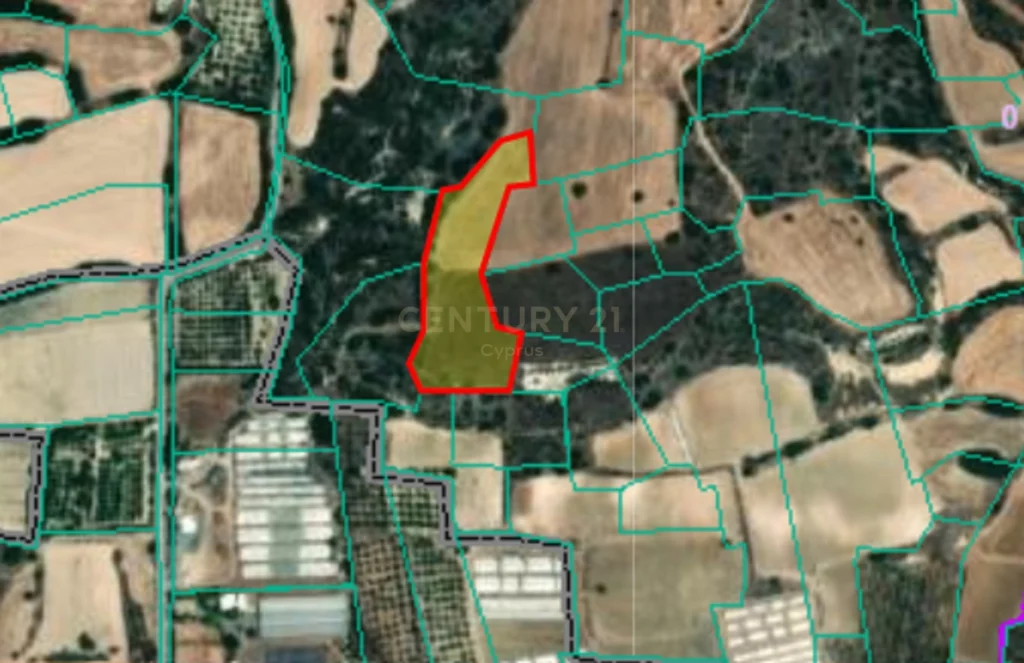 7,358m² Plot for Sale in Maroni, Larnaca District