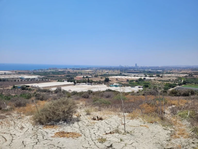 7,358m² Plot for Sale in Maroni, Larnaca District