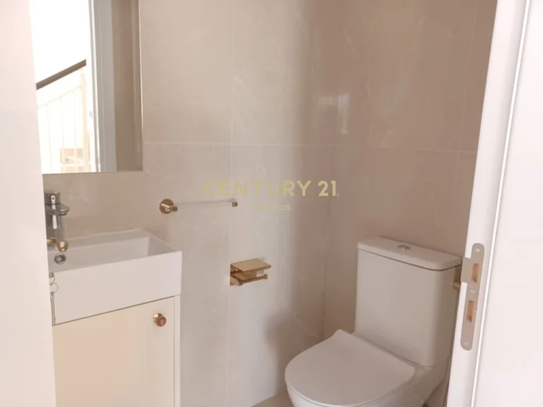 5 Bedroom House for Rent in Palodeia, Limassol District