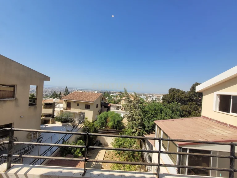 580m² Building for Sale in Limassol District