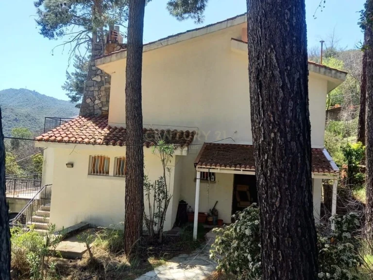 3 Bedroom House for Sale in Moniatis, Limassol District