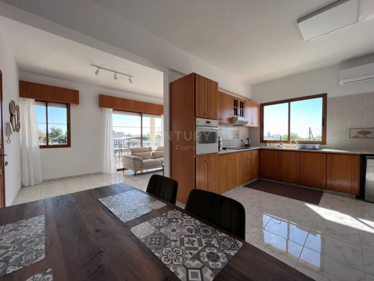 3 Bedroom Apartment for Rent in Limassol – Mesa Geitonia