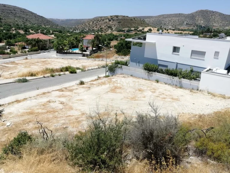 648m² Plot for Sale in Palodeia, Limassol District