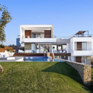 4 Bedroom House for Sale in Neo Chorio Pafou, Paphos District