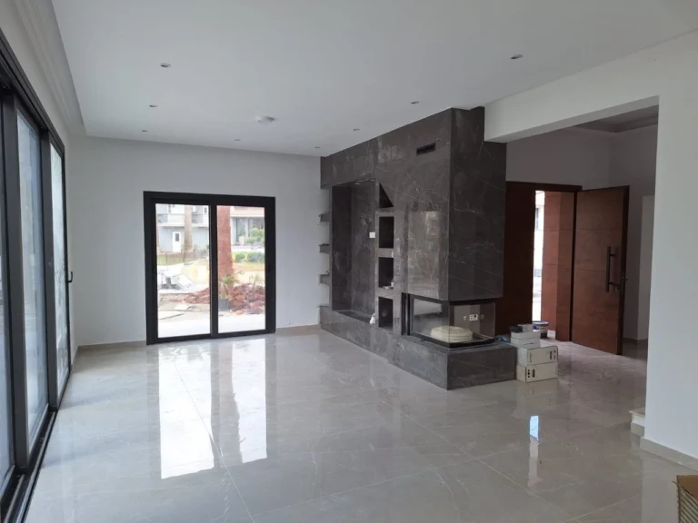 4 Bedroom House for Sale in Pyrgos Lemesou, Limassol District