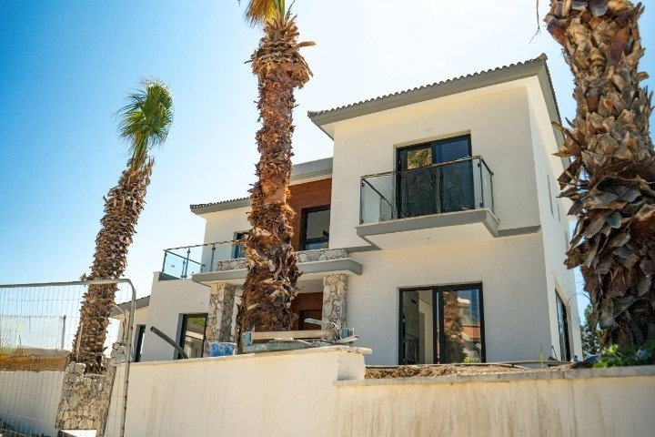 4 Bedroom House for Sale in Pyrgos Lemesou, Limassol District