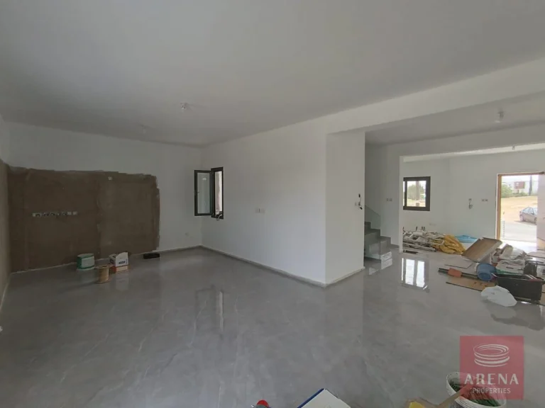 3 Bedroom House for Sale in Dromolaxia, Larnaca District