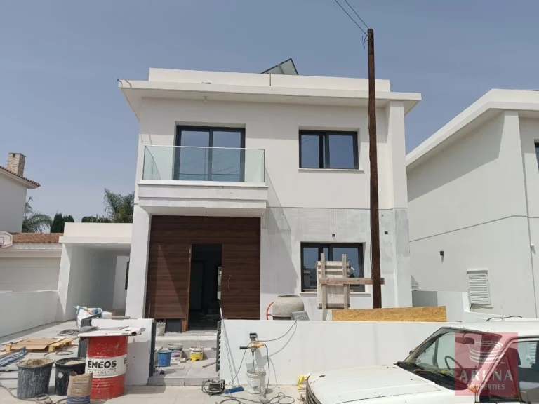 3 Bedroom House for Sale in Dromolaxia, Larnaca District