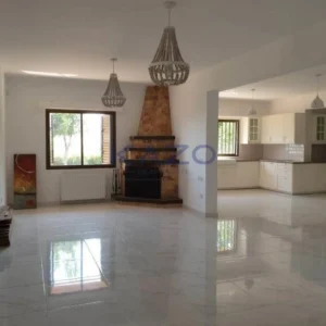 5 Bedroom House for Sale in Parekklisia, Limassol District