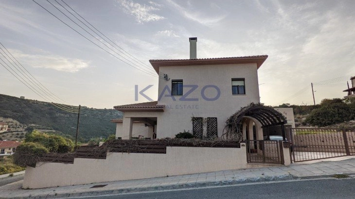 5 Bedroom House for Sale in Limassol District