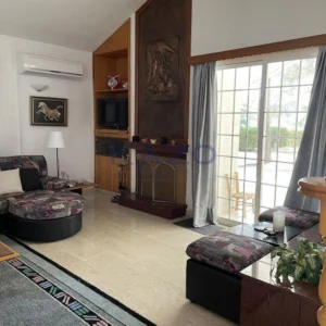 4 Bedroom House for Sale in Moniatis, Limassol District