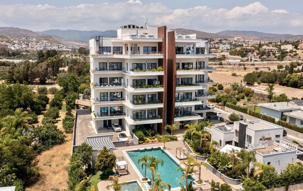 2 Bedroom Apartment for Sale in Germasogeia, Limassol District