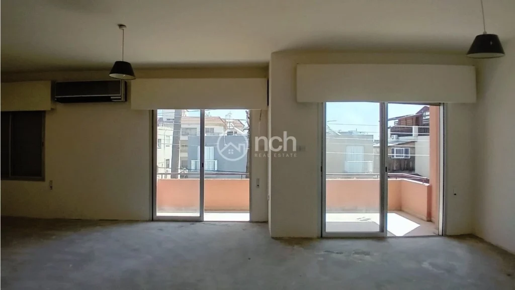3 Bedroom Apartment for Sale in Limassol – Mesa Geitonia