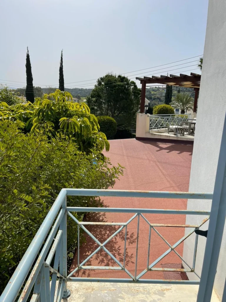 3 Bedroom House for Sale in Neo Chorio Pafou, Paphos District