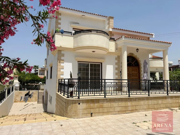 Cheap Houses and Villas for Sale Larnaca up to 900000 euro