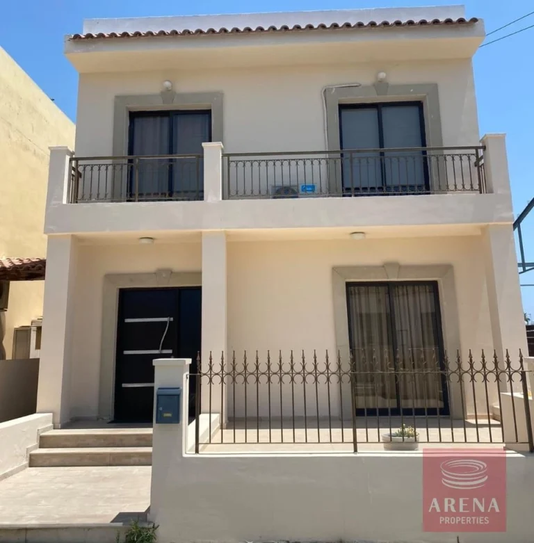 4 Bedroom House for Sale in Aradippou, Larnaca District