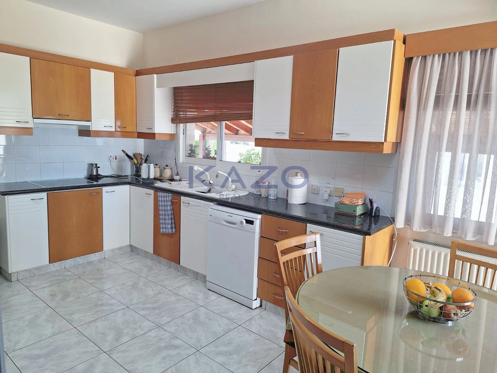 4 Bedroom Apartment for Rent in Limassol – Agia Fyla