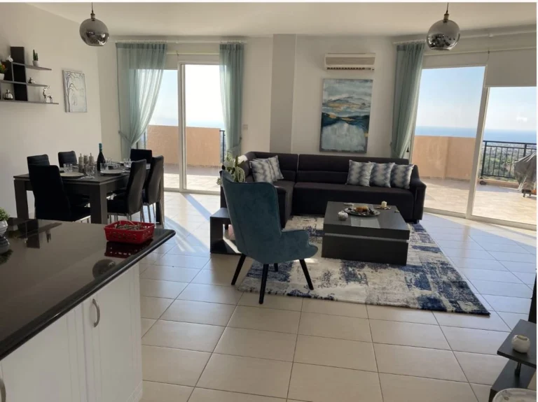 3 Bedroom Apartment for Sale in Mesa Chorio, Paphos District