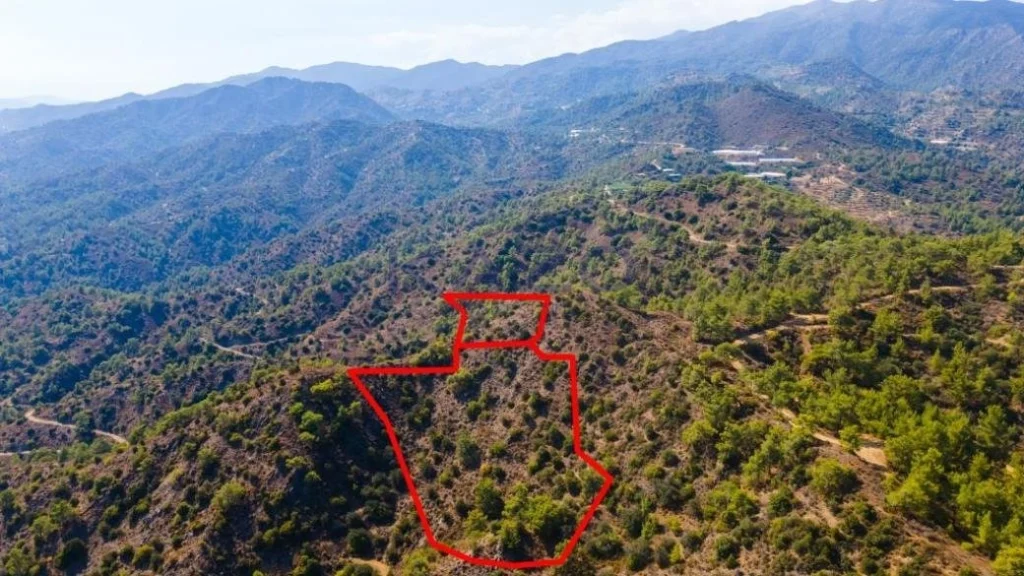 14,048m² Plot for Sale in Arakapas, Limassol District