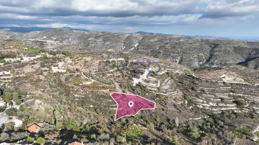 3,011m² Plot for Sale in Vouni, Limassol District