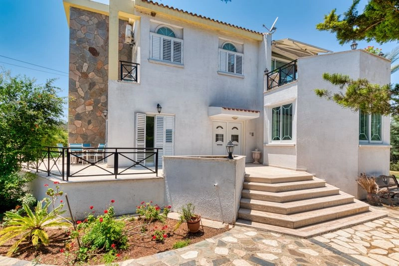 5 Bedroom House for Sale in Paralimni, Famagusta District