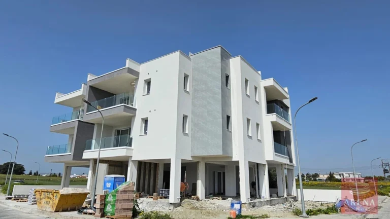 2 Bedroom Apartment for Sale in Livadia Larnakas, Larnaca District