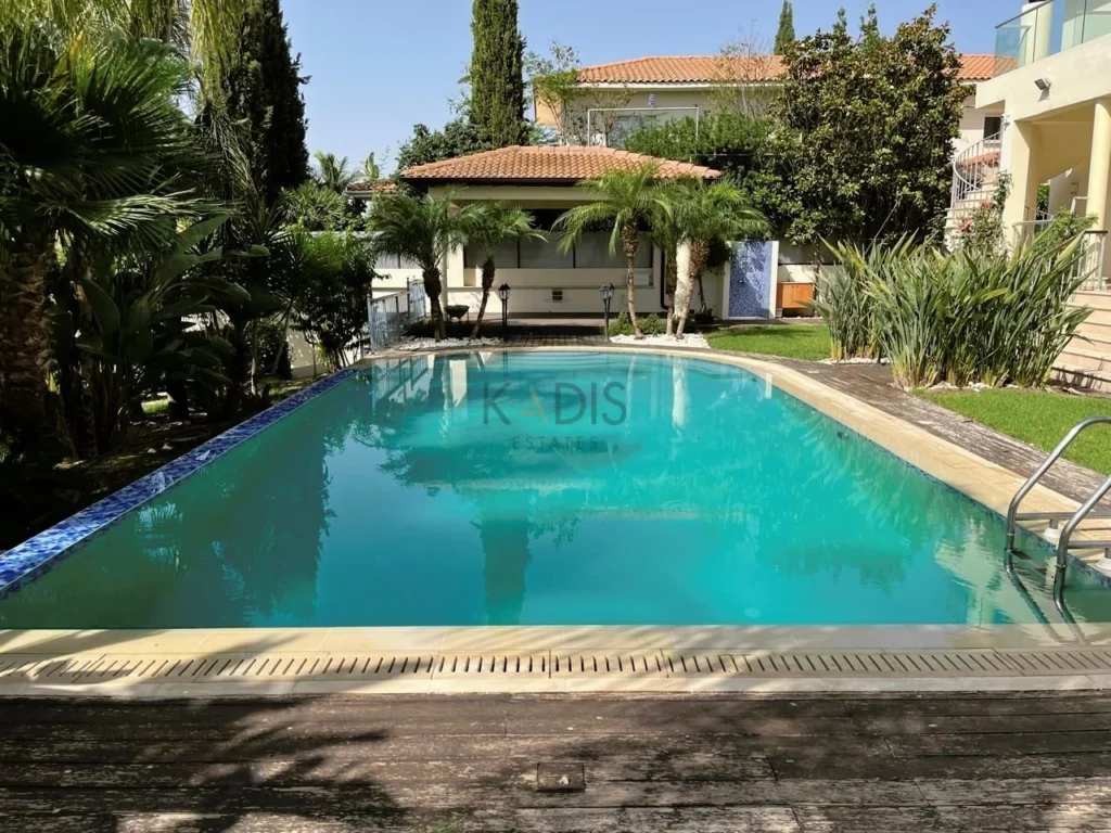 6+ Bedroom House for Rent in Engomi, Nicosia District